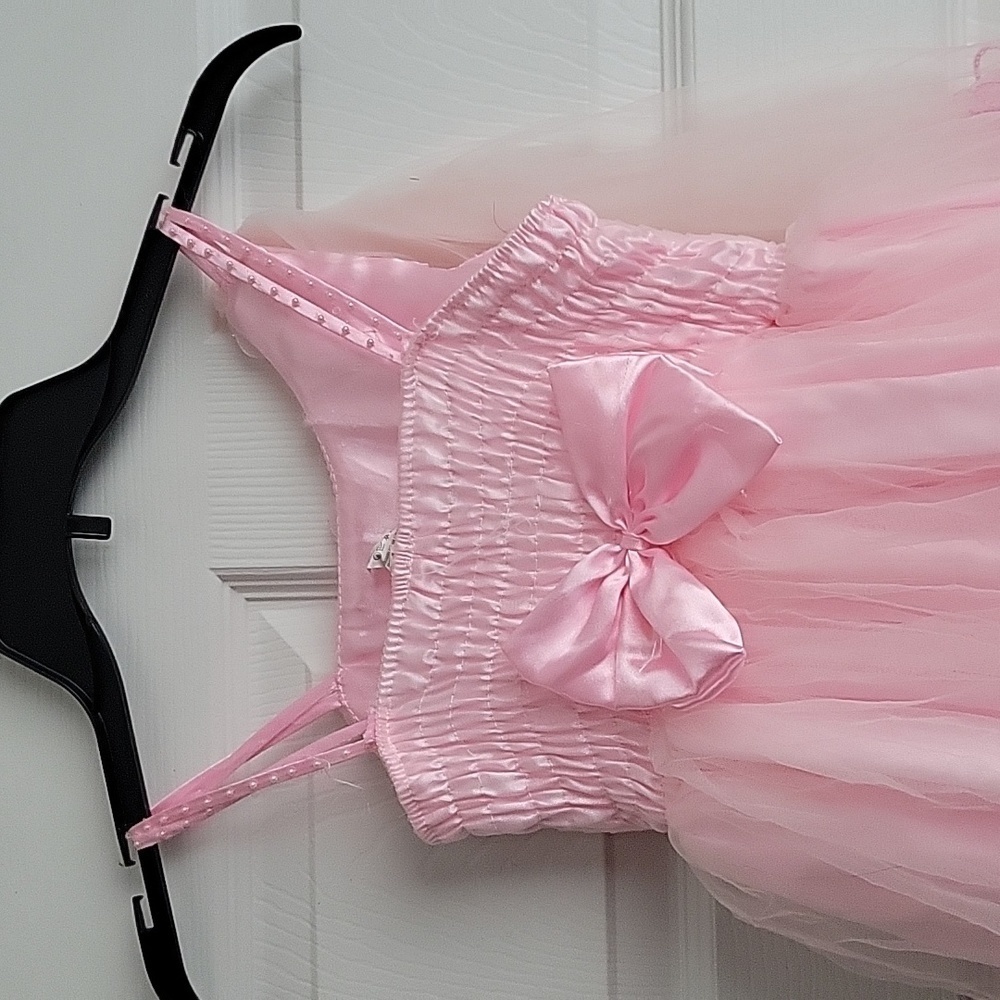 Girl's Sleeveless Dress - Picture 8 of 11